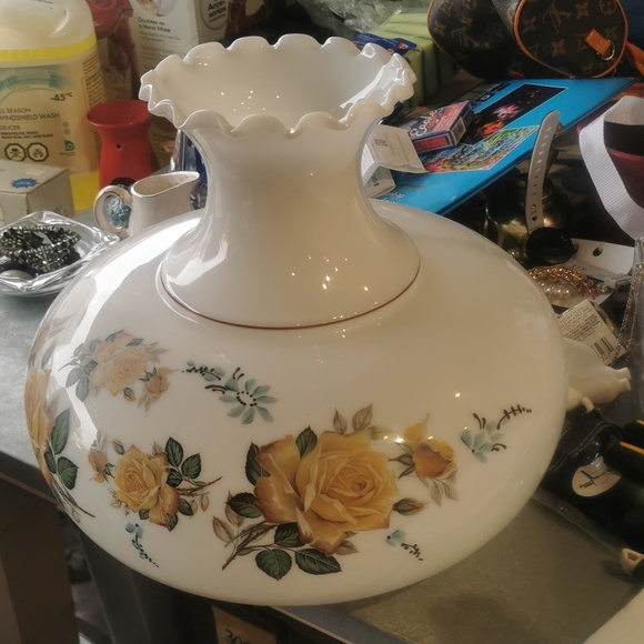 Vintage milk lamp shade - Picture 2 of 2